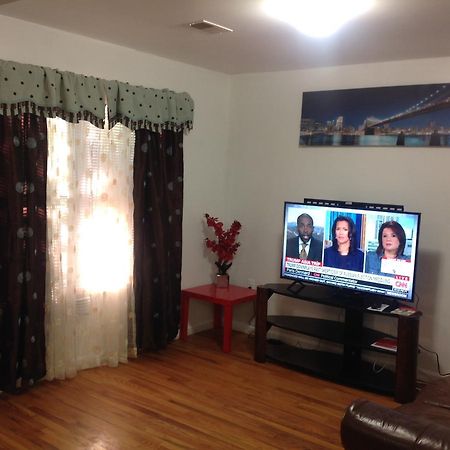Mojoy Homesuites At Runyon Newark Buitenkant foto