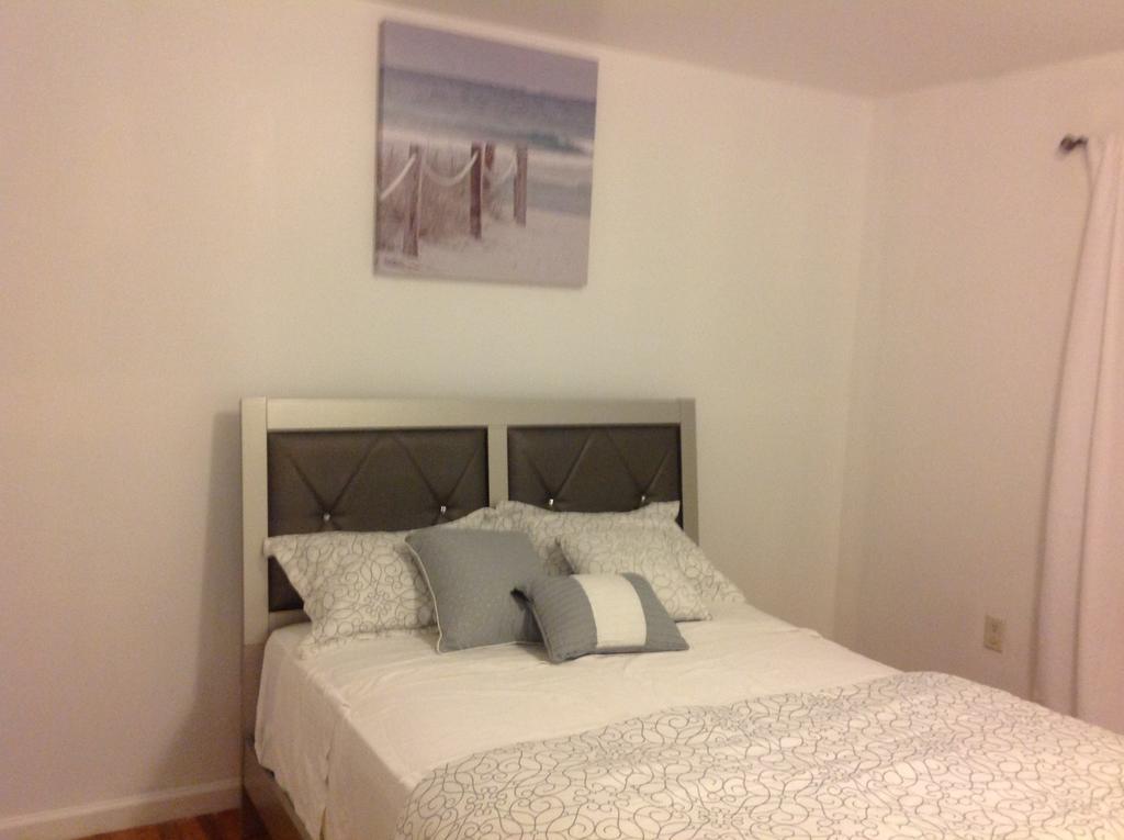 Mojoy Homesuites At Runyon Newark Buitenkant foto