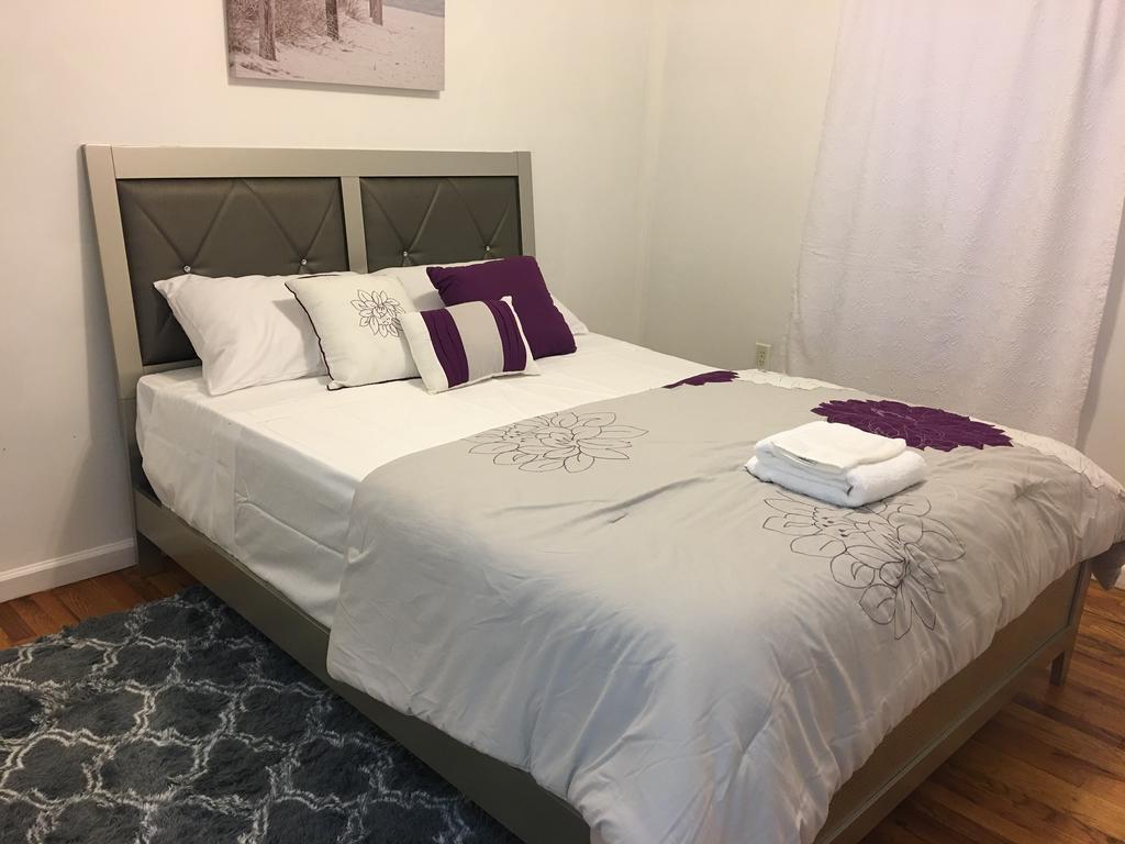 Mojoy Homesuites At Runyon Newark Buitenkant foto