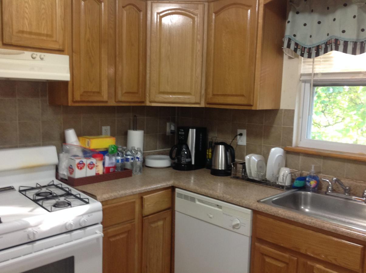 Mojoy Homesuites At Runyon Newark Buitenkant foto